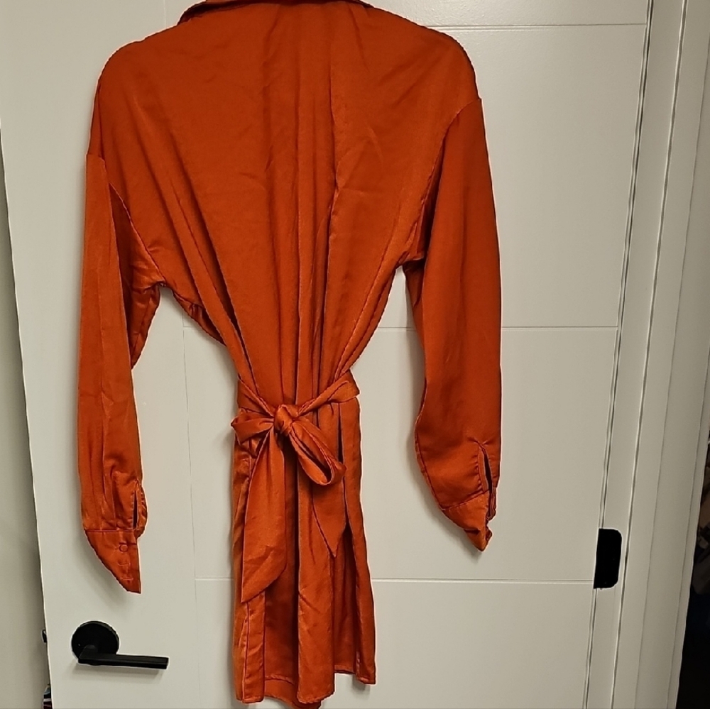 Elegant Orange Wrap Mini Dress - Picture 4 of 4